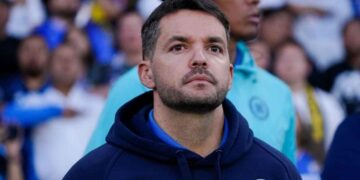 ¡Es oficial! Nicolás Larcamón deja de ser técnico de Cruz Azul