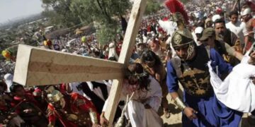 ¿A qué hora inicia y dónde ver la transmisión del Viacrucis de Iztapalapa 2026 en vivo?