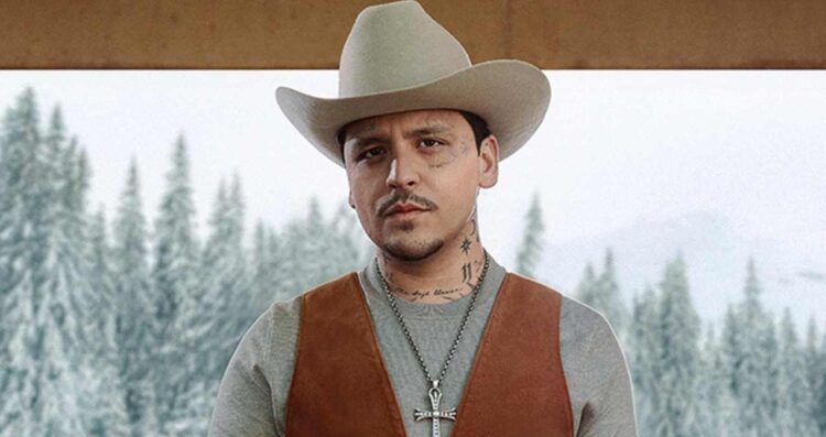 ¿Christian Nodal no es dueño de su nombre?