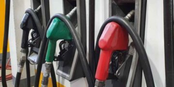 ¿Cuáles son los costos de las gasolinas en Nuevo León el día de hoy?
