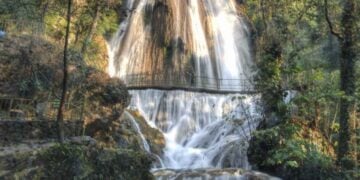 ¿Dónde refrescarte en Nuevo León? Lugares ideales para visitar en familia esta Semana Santa 2026
