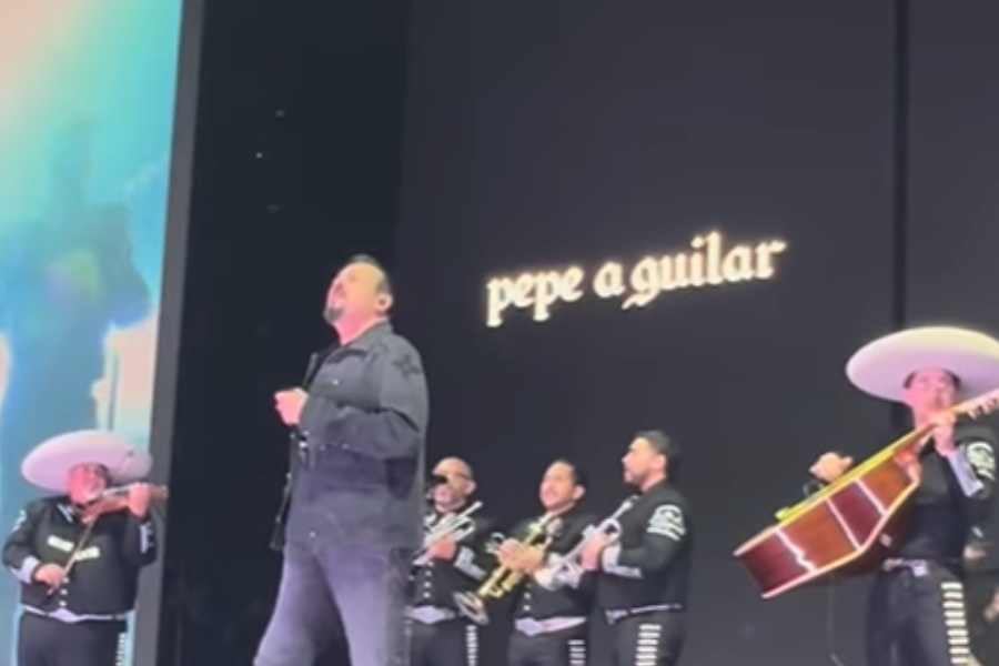 ¿Pepe Aguilar fue abucheado en concierto de Peso Pluma