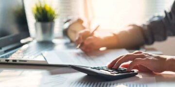 ¿Qué personas están obligadas a hacer la declaración anual del SAT en 2026?