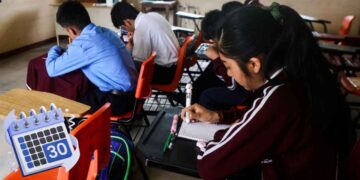 ¿Tendrán clases los estudiantes MAÑANA jueves 30 de abril?