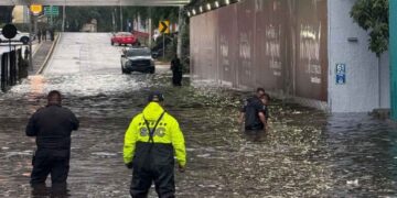 Activan alerta amarilla por fuertes lluvias en las 16 alcaldías de la Ciudad de México