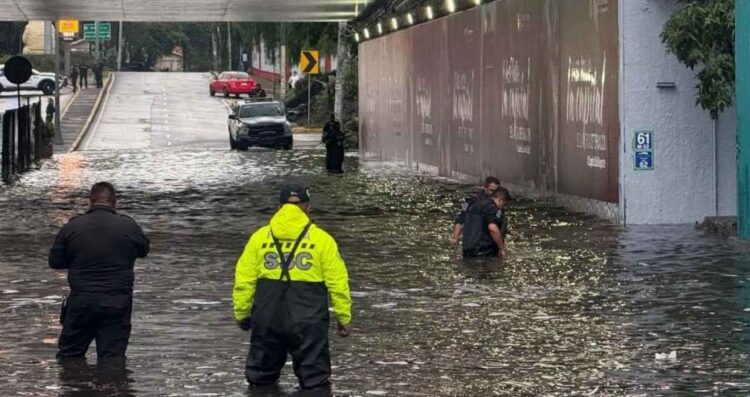 Activan alerta amarilla por fuertes lluvias en las 16 alcaldías de la Ciudad de México