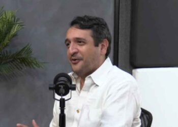 Andrés López Beltrán, hijo de AMLO, explica por qué esperó para buscar una diputación federal