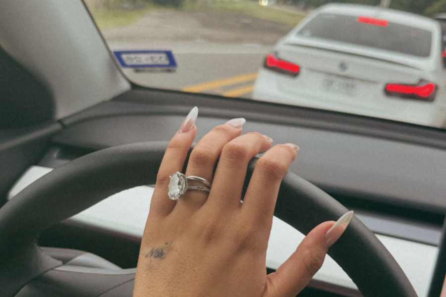 Ángela Aguilar reaparece en redes tras video de Christian Nodal sobre Inti