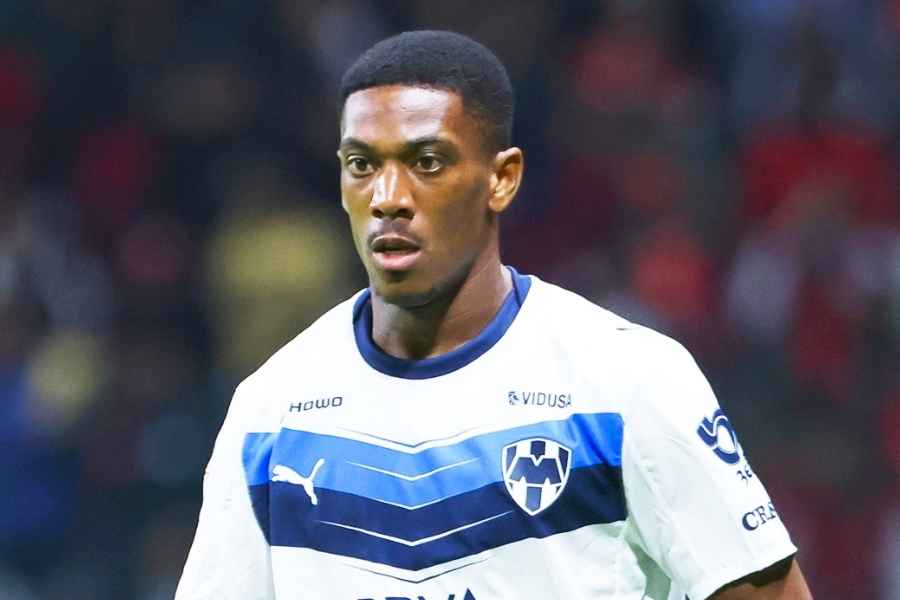 Anthony Martial estaría cerca de salir de Rayados tras dejar números negativos