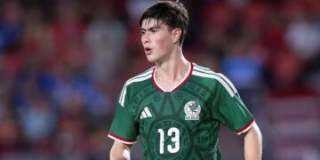 Armando González llena de elogios a sus compañeros en la Selección Mexicana