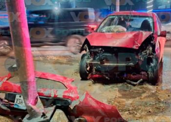 Automovilista poste en Altamira