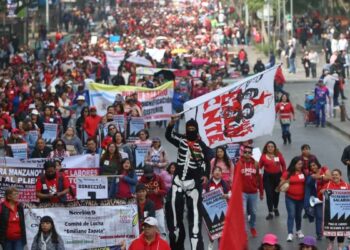 CNTE huelga nacional