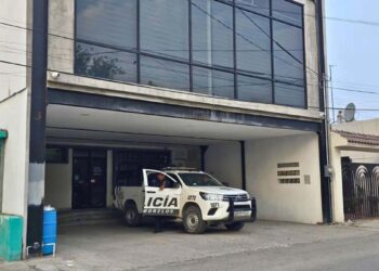 Capturan a dos hombres en General Terán, Nuevo León, tras asaltar a una pareja en una clínica