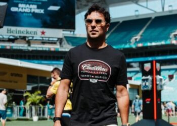 Checo Pérez deja Cadillac