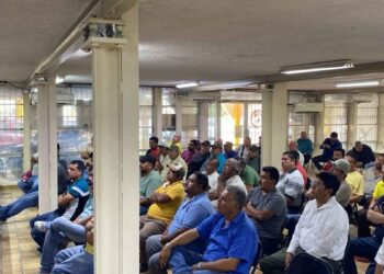 Choferes de transporte público reciben curso de “Inteligencia Emocional” en Matamoros, Tamaulipas