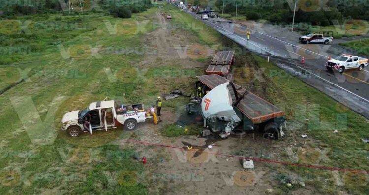 Choque entre tráileres deja un operador sin vida en Victoria-Zaragoza en Tamaulipas