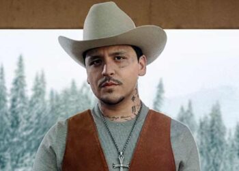 Christian Nodal registra “El Forajido” en medio de disputa con su padre