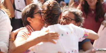 Claudia Sheinbaum dedica emotivo mensaje a las madres mexicanas por su día