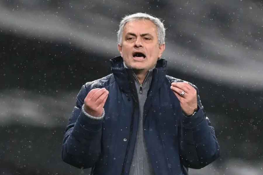 Cláusula millonaria complica el posible regreso de Mourinho al Real Madrid
