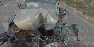 Conductor destroza su auto tras chocar en Altamira, Tamaulipas