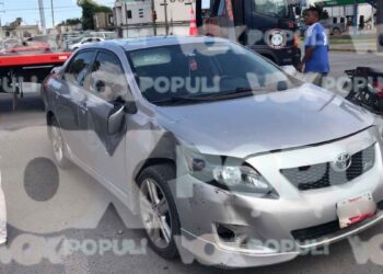 Conductora cierra el paso a motociclista y lo deja lesionado en Ciudad Victoria, Tamaulipas