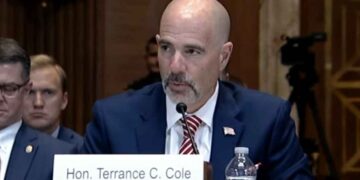 Terry Cole advertencias México