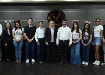 Dámaso Anaya Disney UAT