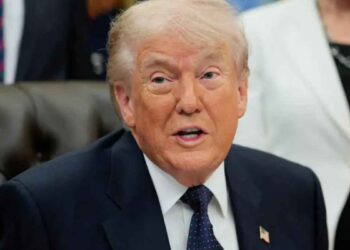 Donald Trump advierte que Estados Unidos actuará contra cárteles si México no lo hace