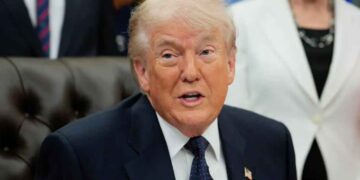 Donald Trump advierte que Estados Unidos actuará contra cárteles si México no lo hace