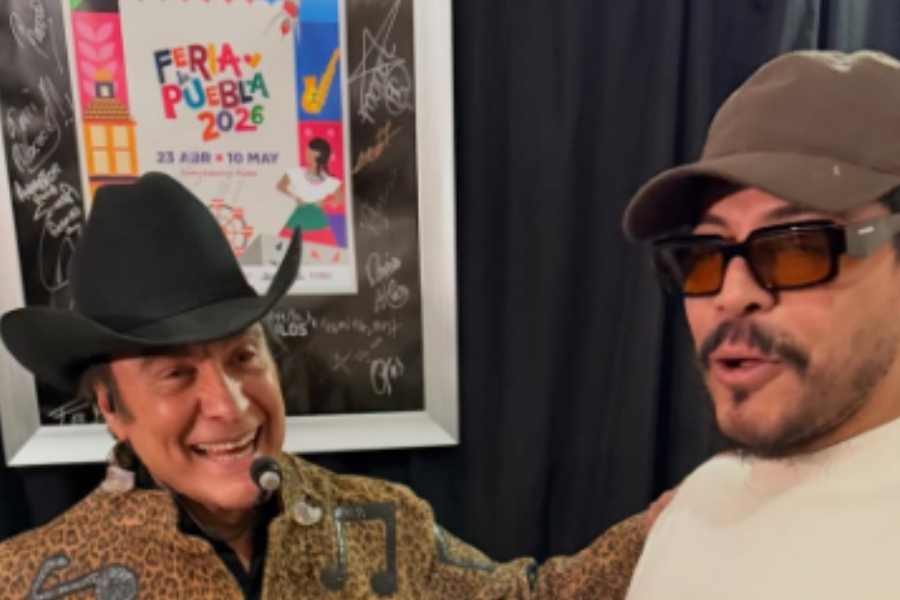 Eduin Caz canta con Los Tigres del Norte y se emociona