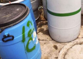 Ejército Mexicano decomisa 750 litros de precursores químicos en Culiacán, Sinaloa
