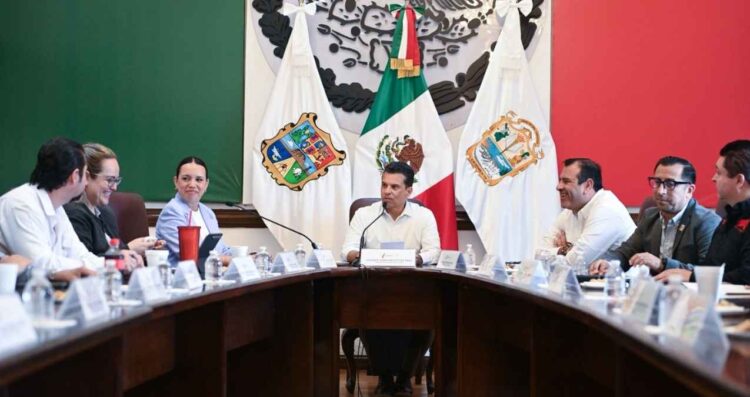 líderes empresariales "Lalo" Gattás
