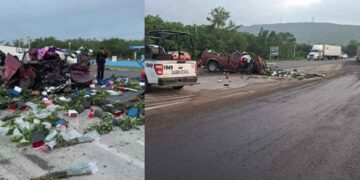 Fatal choque frontal entre camioneta cargada de flores y tráiler deja dos lesionados en la carretera Victoria-Monterrey