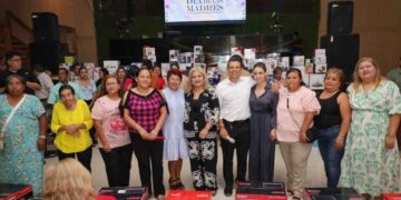Festejan Lucy y “Lalo” a las mamás de Victoria, Tamaulipas
