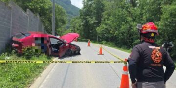 Fuerte choque deja un muerto y tres heridos en carretera a Cola de Caballo en Nuevo León
