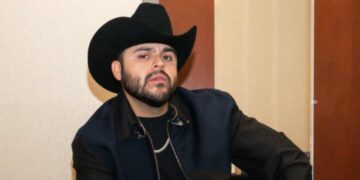 Gerardo Ortiz queda vetado de Querétaro tras cantar narcocorridos