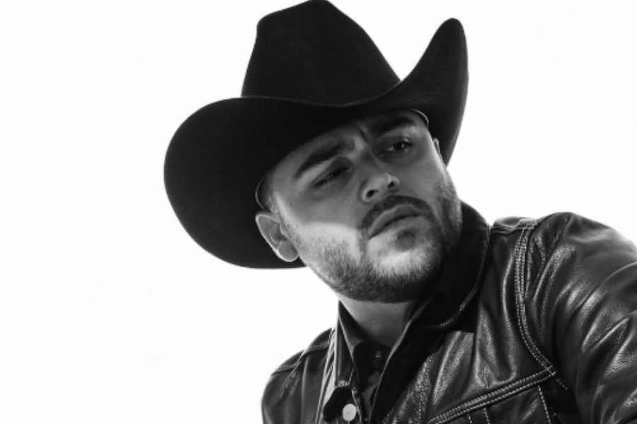 Gerardo Ortiz queda vetado de Querétaro tras cantar narcocorridos