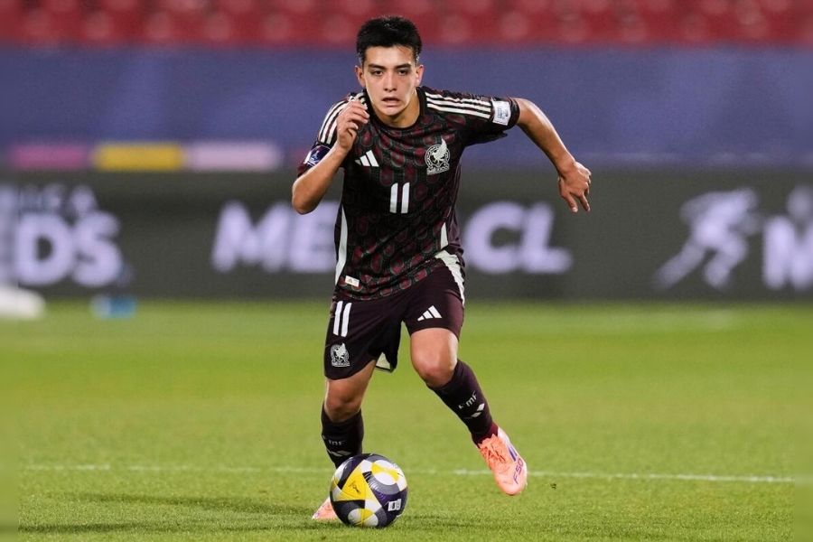 Gilberto Mora Selección Mundial