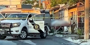 Hallan a persona calcinada tras incendio en vivienda en la colonia Monte Kristal en Juárez, NL