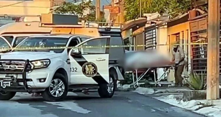 Hallan a persona calcinada tras incendio en vivienda en la colonia Monte Kristal en Juárez, NL