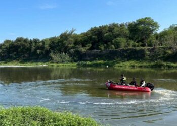 Hallan sin vida a joven que fue arrastrado por la corriente en un río de Cadereyta, NL