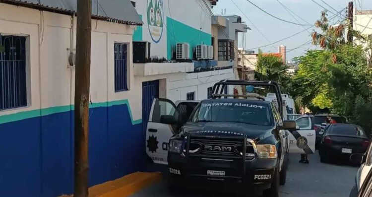Hombre segundo piso en Monterrey