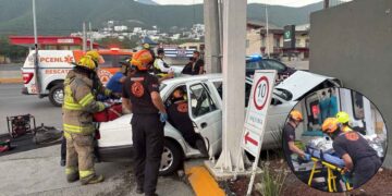 Identifican a pareja que murió tras fuerte accidente en la Carretera Nacional en Monterrey, NL