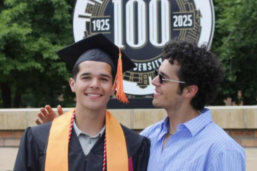 Itatí Cantoral celebra con orgullo la graduación de su hijo Roberto