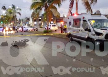 Joven motociclista pierde la vida en hospital tras chocar contra ambulancia en Ciudad Madero, Tamaulipas