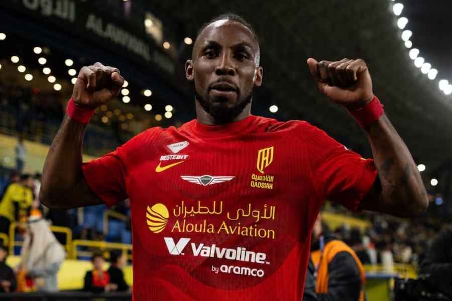 Julián Quiñones renueva hasta 2030 con Al-Qadisiya tras una temporada histórica
