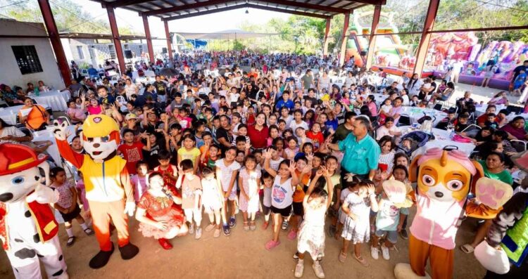 Katalyna Méndez encabeza celebración por el Día del Niño en Ciudad Victoria, Tamaulipas