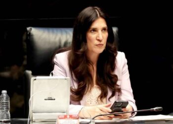 persecución política gobernadora de Chihuahua