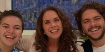 Lucero comparte emotivo mensaje por el Día de las Madres