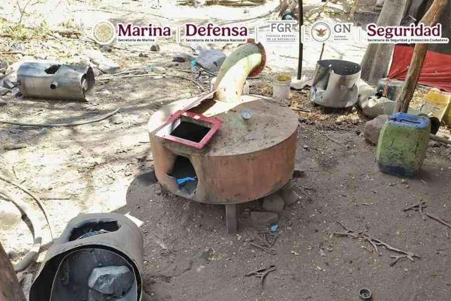 Marina localiza y desmantela dos narcolaboratorios en Culiacán, Sinaloa